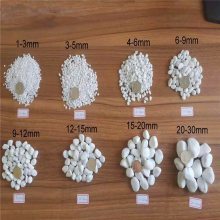 靈壽縣瑪琳礦產品加工廠 營口瑪琳白色碎石，為綠化園林添一抹純凈雅致